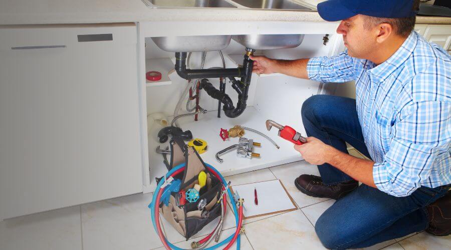 Professional septic tank pumping in Holland, TX